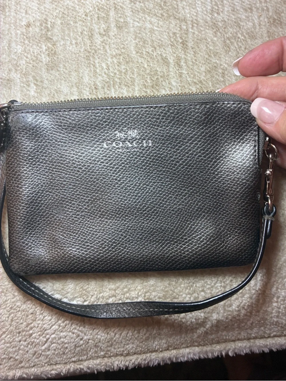 Coach Metallic Silver‎ Leather Wristlet